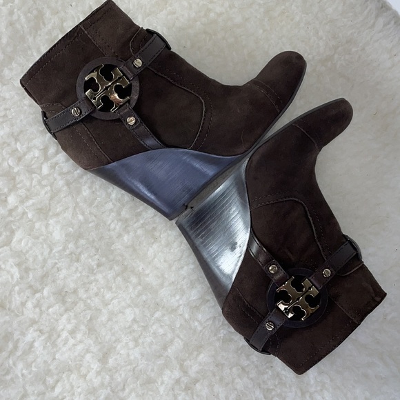 TORY BURCH ANKLE BOOTS - Picture 8 of 13
